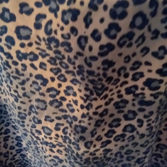 Top - Picture 3 of 3